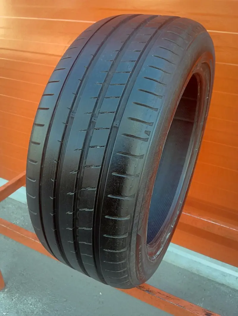 Б/у шина 245/50 R19 Yokohama Advan Sport V107