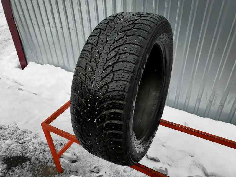 Б/у шина 245/55 R19 Nokian Hakkapeliitta 9