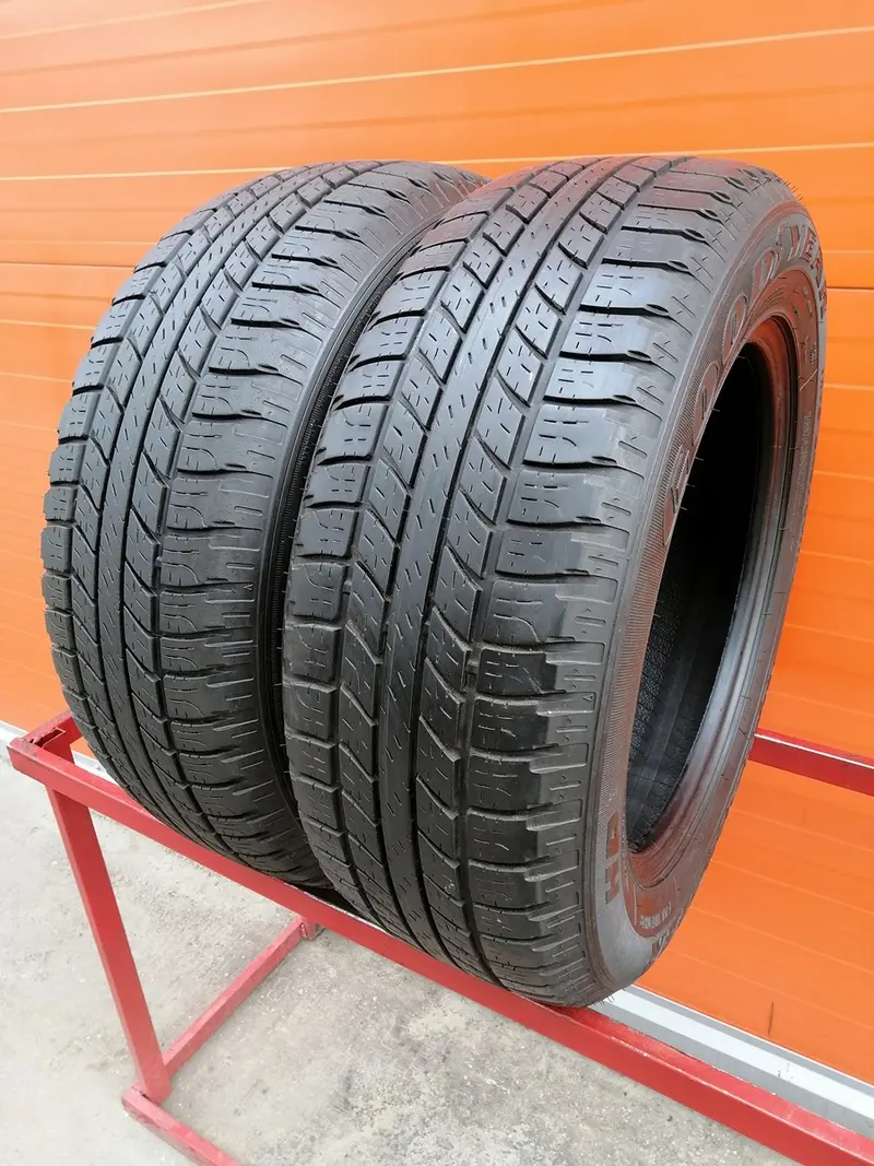 Пара б/у шин 245/60 R18 Goodyear Wrangler HP all weather