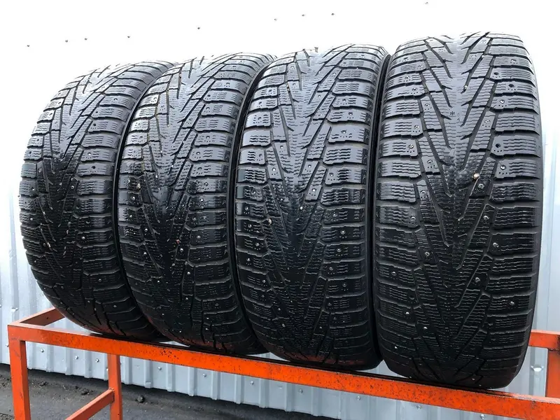 Комплект б/у шин 245/60 R18 Nokian Hakkapeliitta 7 SUV