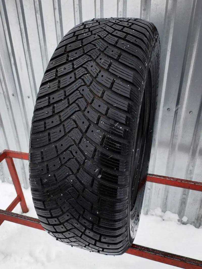 Б/у шина 245/65 R17 Continental IceContact 3