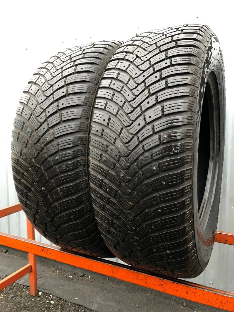 Пара б/у шин 245/65 R17 Continental IceContact 3