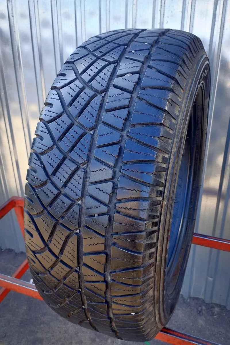Б/у шина 245/65 R17 Michelin Latitude Cross
