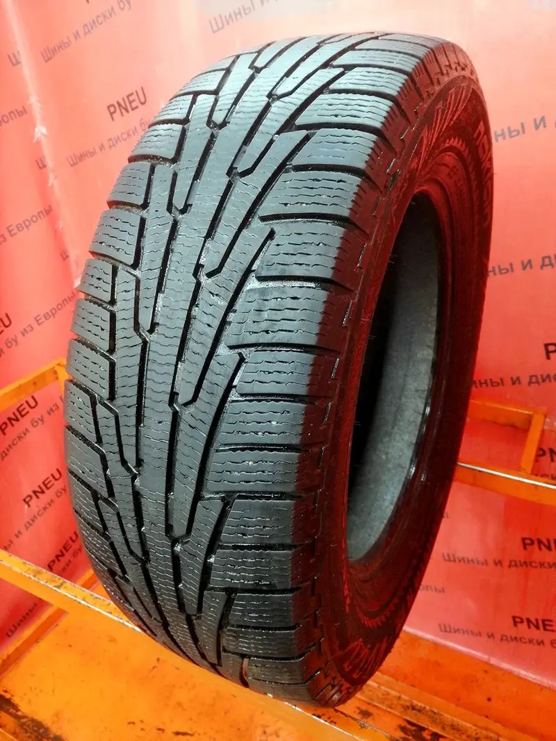 Б/у шина 245/65 R17 Nokian Hakkapeliitta R SUV