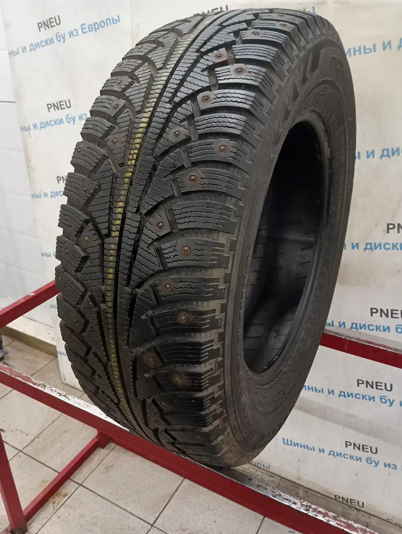 Б/у шина 245/65 R17 Nokian Hakkapeliitta SUV 5