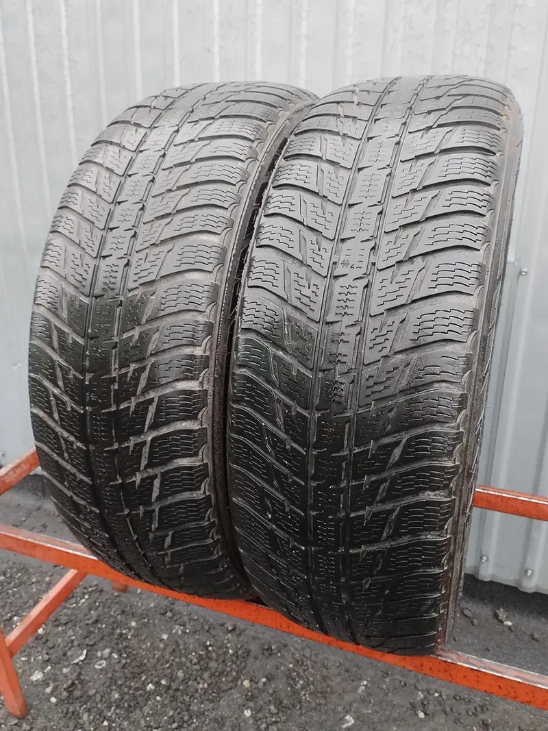 Пара б/у шин 245/65 R17 Nokian WR SUV 3