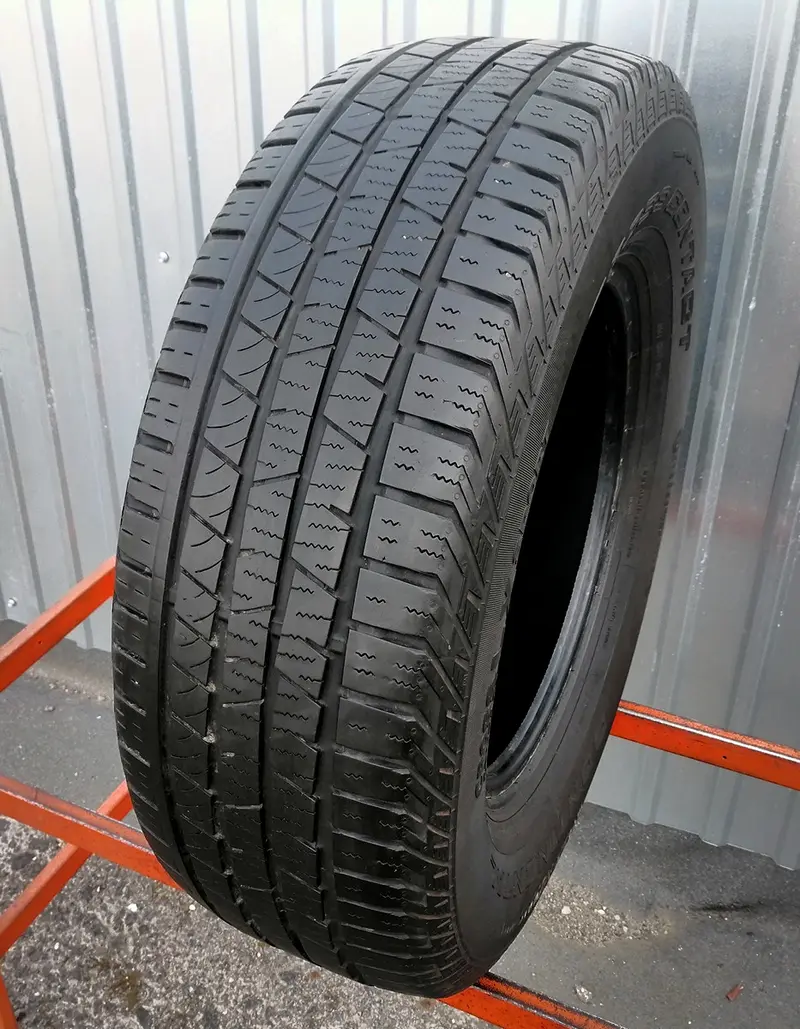 Б/у шина 245/70 R16 Continental ContiCrossContact LX Sport