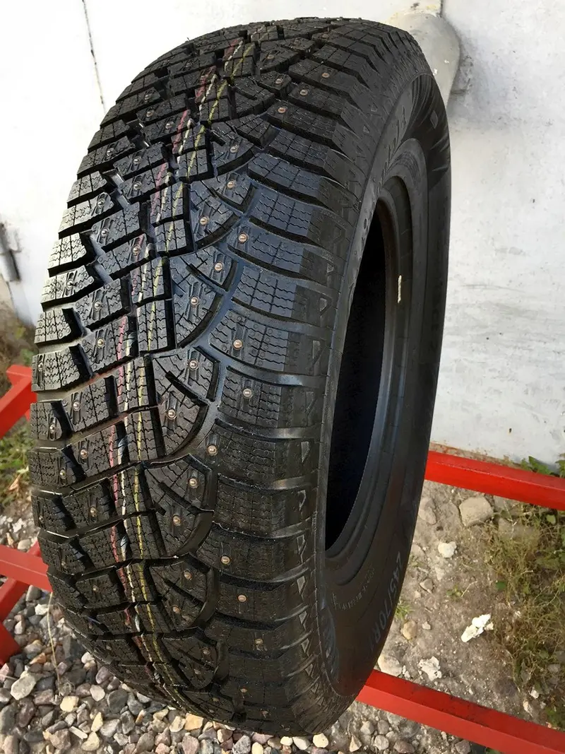 Новая шина 245/70 R16 Continental IceContact 2, фото 1