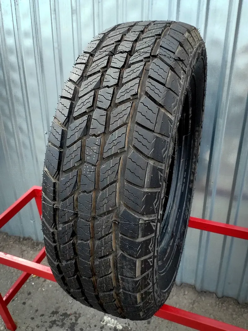 Новая шина 245/70 R16 iLink TerraMax LSR 1 A/T