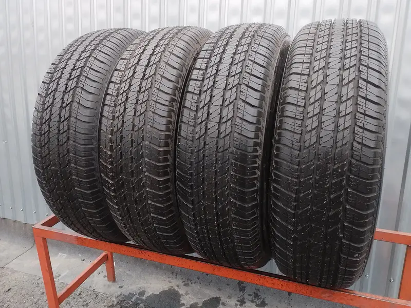 Комплект б/у шин 245/70 R17 Bridgestone Dueler H/T 684 II