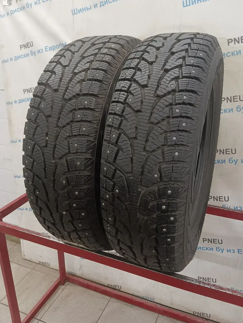 Пара б/у шин 245/70 R17 Hankook Winter I Pike RW11