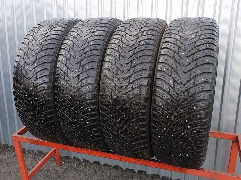 Комплект б/у шин 245/70 R17 Nokian Hakkapeliitta 8 SUV