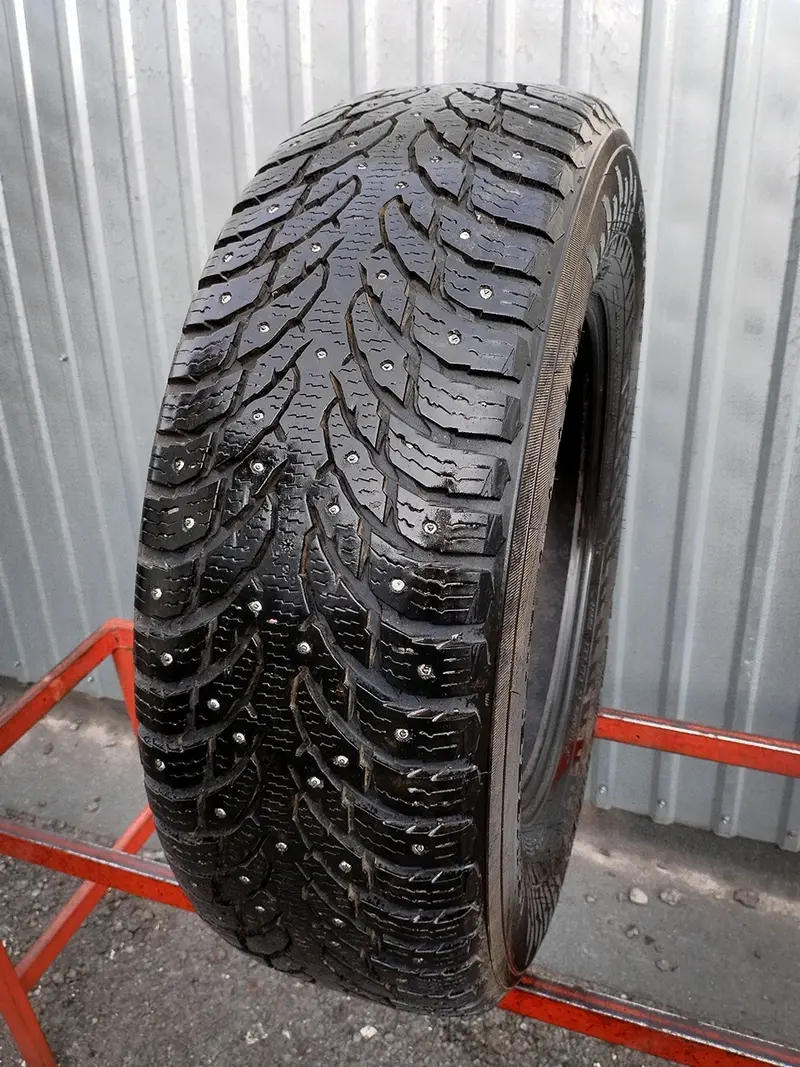 Б/у шина 245/70 R17 Nokian Hakkapeliitta 9