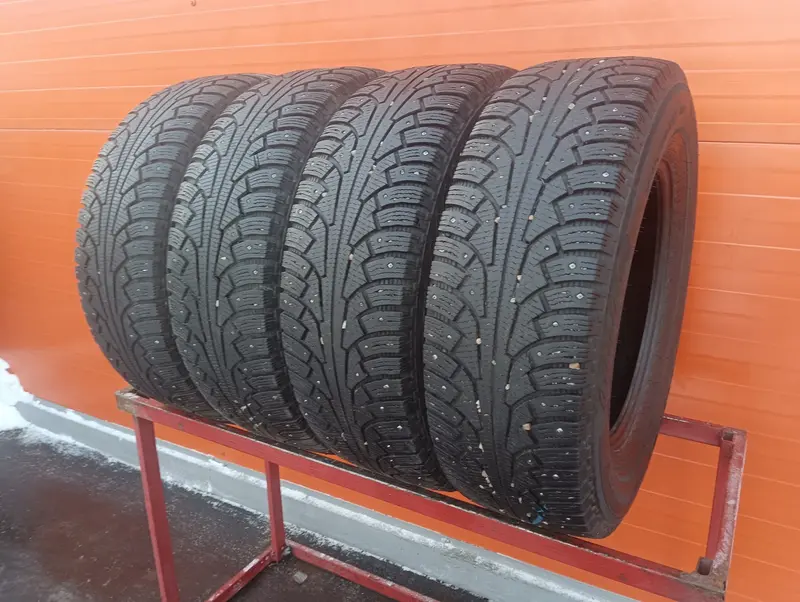 Комплект б/у шин 245/70 R17 Nokian Hakkapeliitta SUV 5