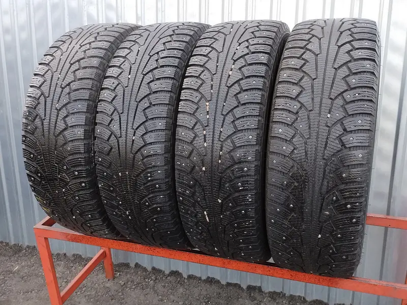 Комплект б/у шин 245/70 R17 Nokian Hakkapeliitta SUV 5