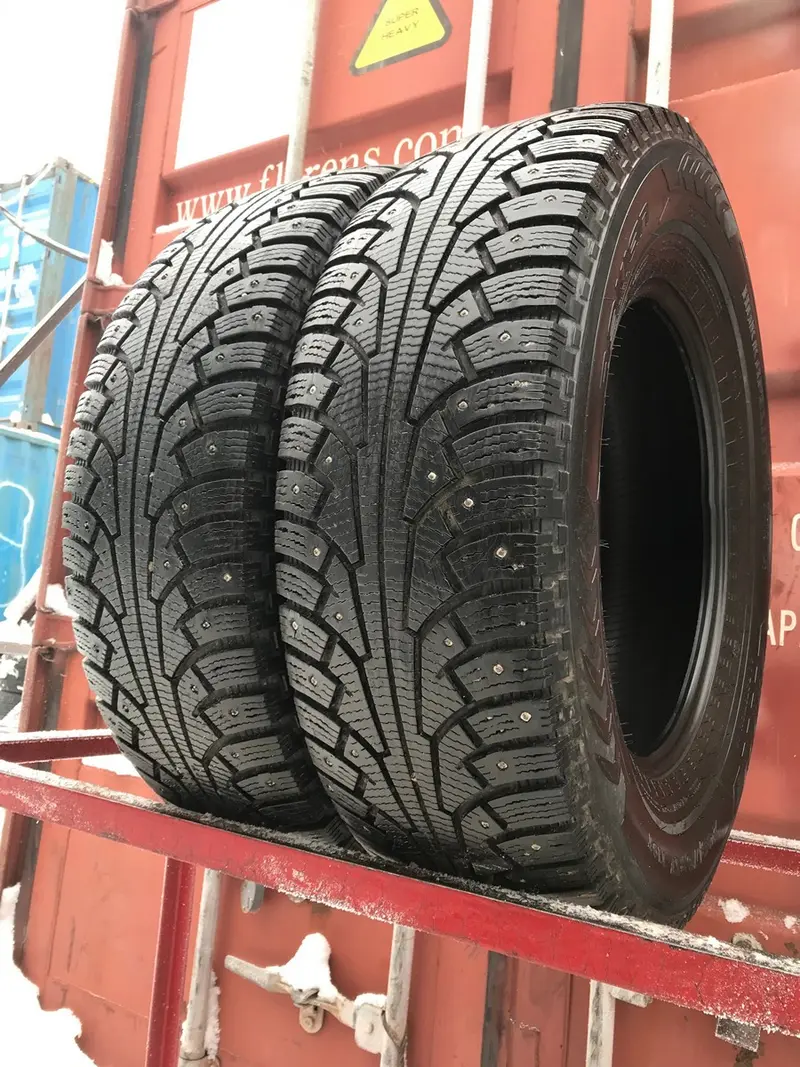 Пара б/у шин 245/70 R17 Nokian Hakkapeliitta SUV 5, фото 1