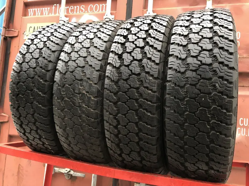 Комплект б/у шин 245/75 R17 Goodyear Wrangler
