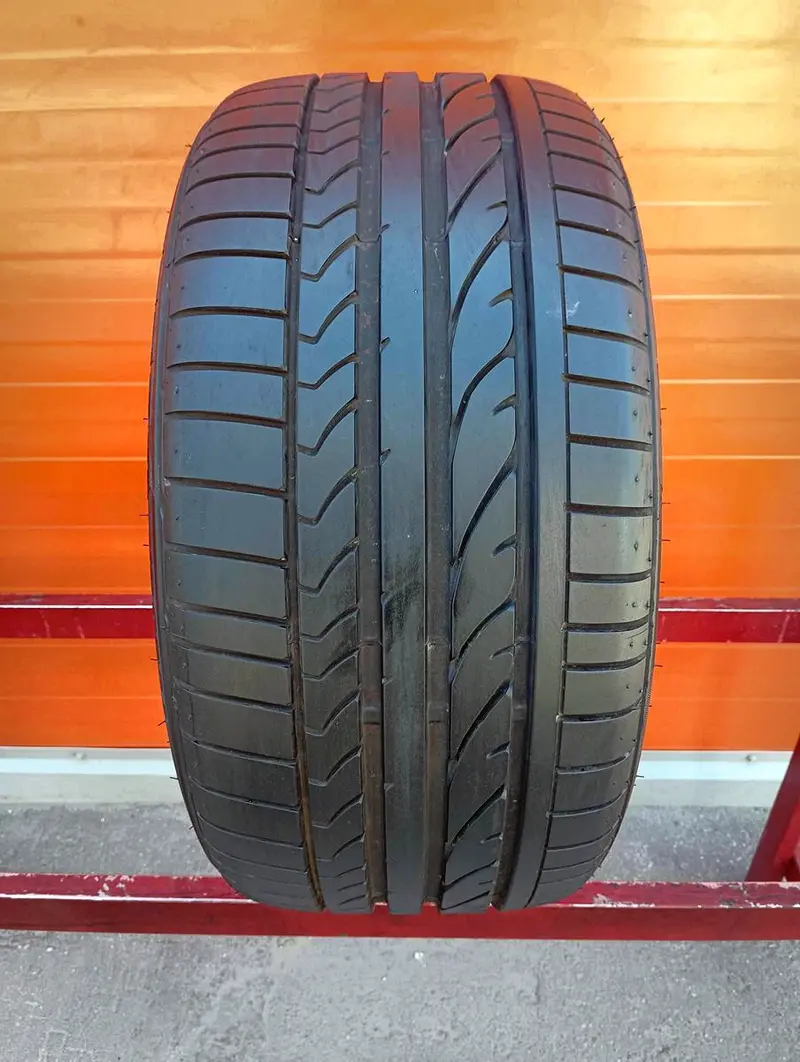 Б/у шина 255/30 R19 Bridgestone Potenza RE 050A