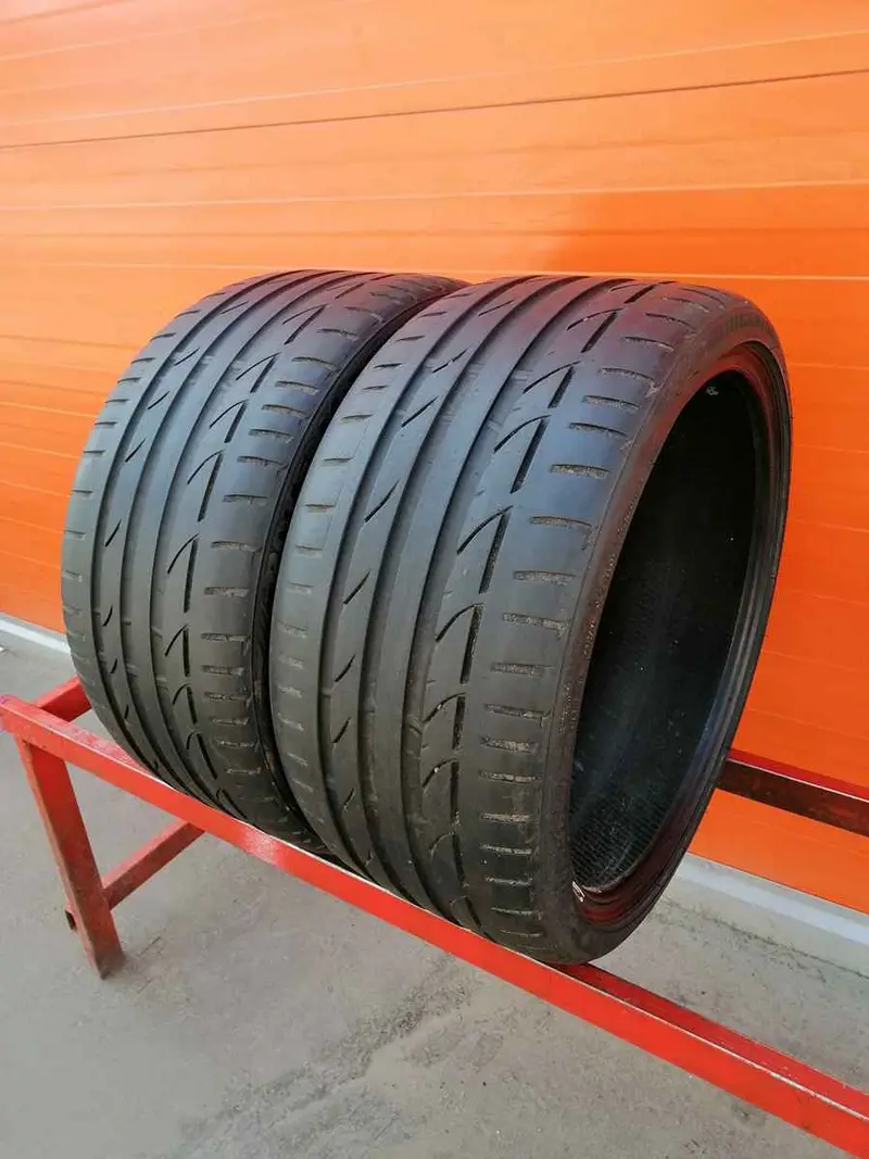 Пара б/у шин 255/30 R19 Bridgestone Potenza S001