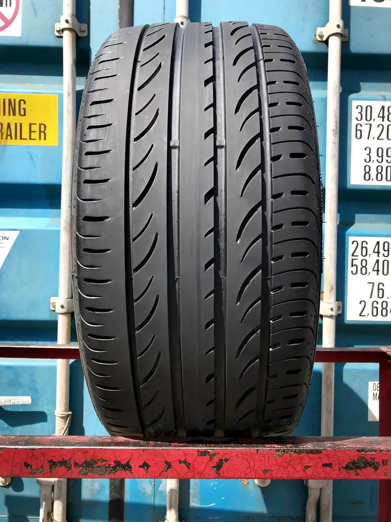 Б/у шина 255/30 R20 Pirelli P Zero Nero GT