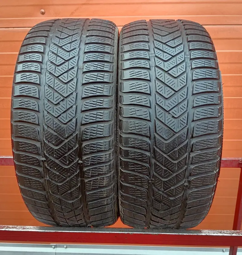 Пара б/у шин 255/30 R20 Pirelli Winter Sottozero 3
