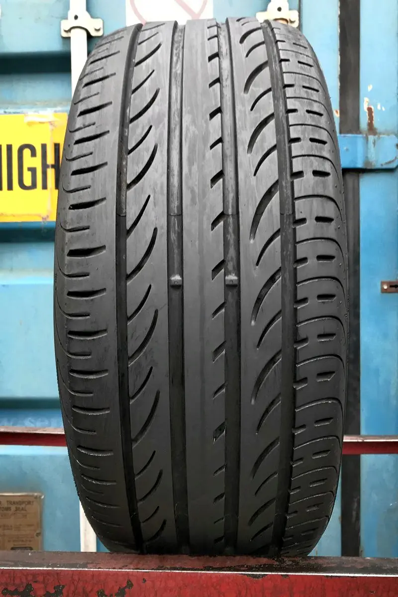Б/у шина 255/30 R21 Pirelli P Zero Nero GT, фото 1