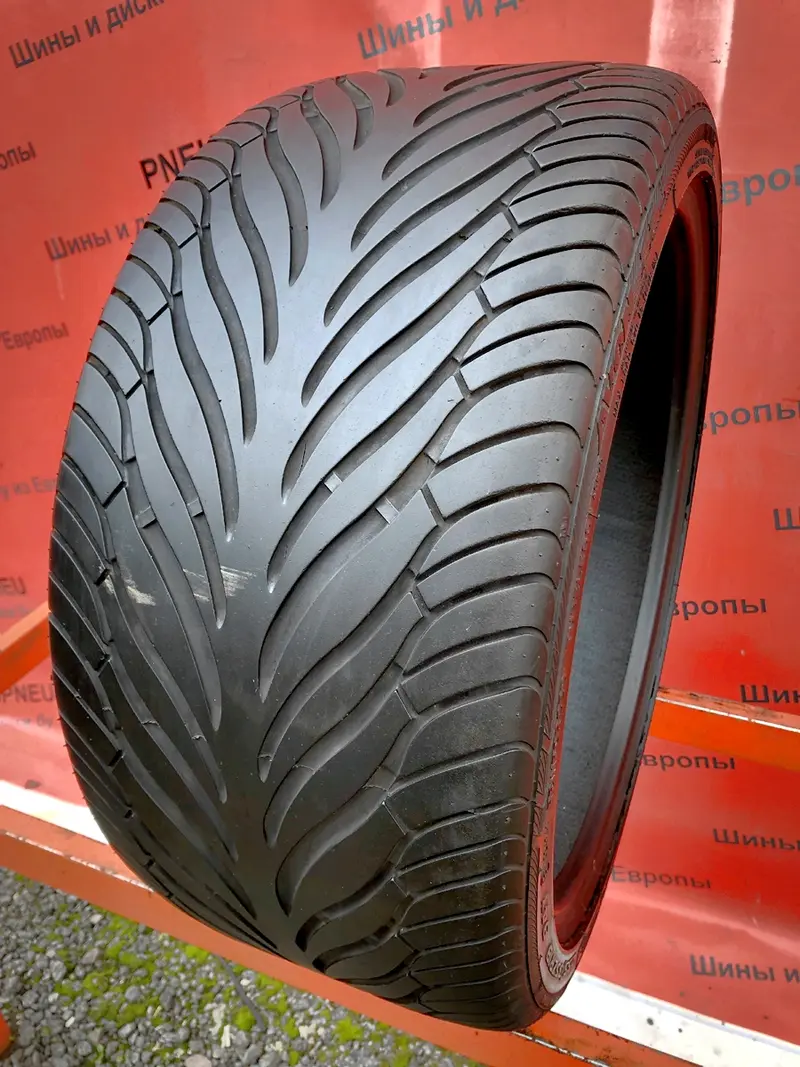 Б/у шина 255/35 R18 Avon ZZ3, фото 1