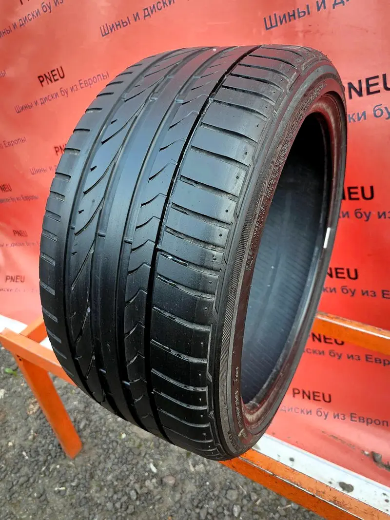 Б/у шина 255/35 R18 Bridgestone Potenza RE 050A
