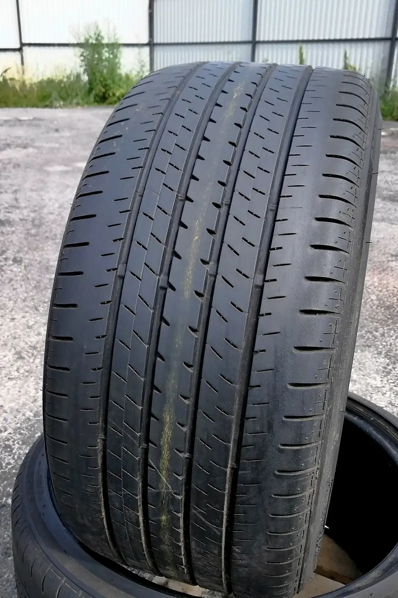 Б/у шина 255/35 R18 Bridgestone Turanza ER 33