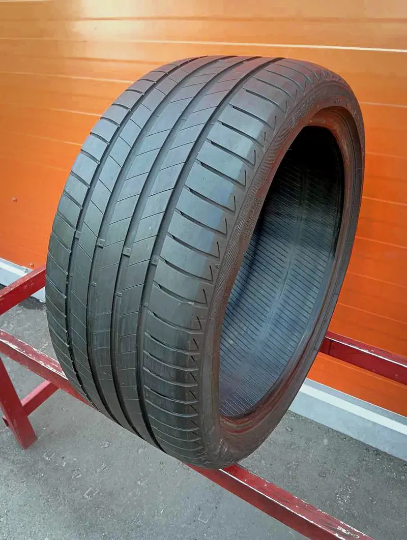 Б/у шина 255/35 R18 Bridgestone Turanza T005, фото 1