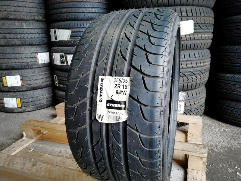 Новая шина 255/35 R18 Tigar Syneris, фото 1