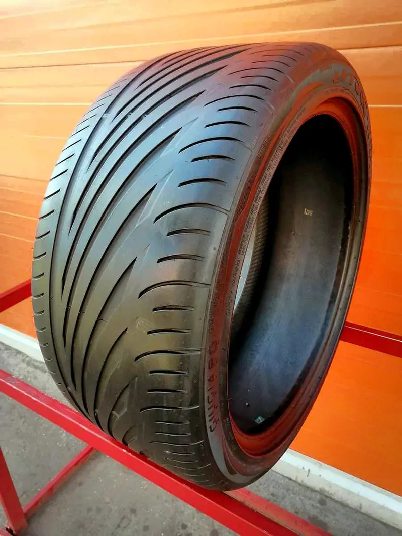 Б/у шина 255/35 R18 Vredestein Ultrac Sessanta
