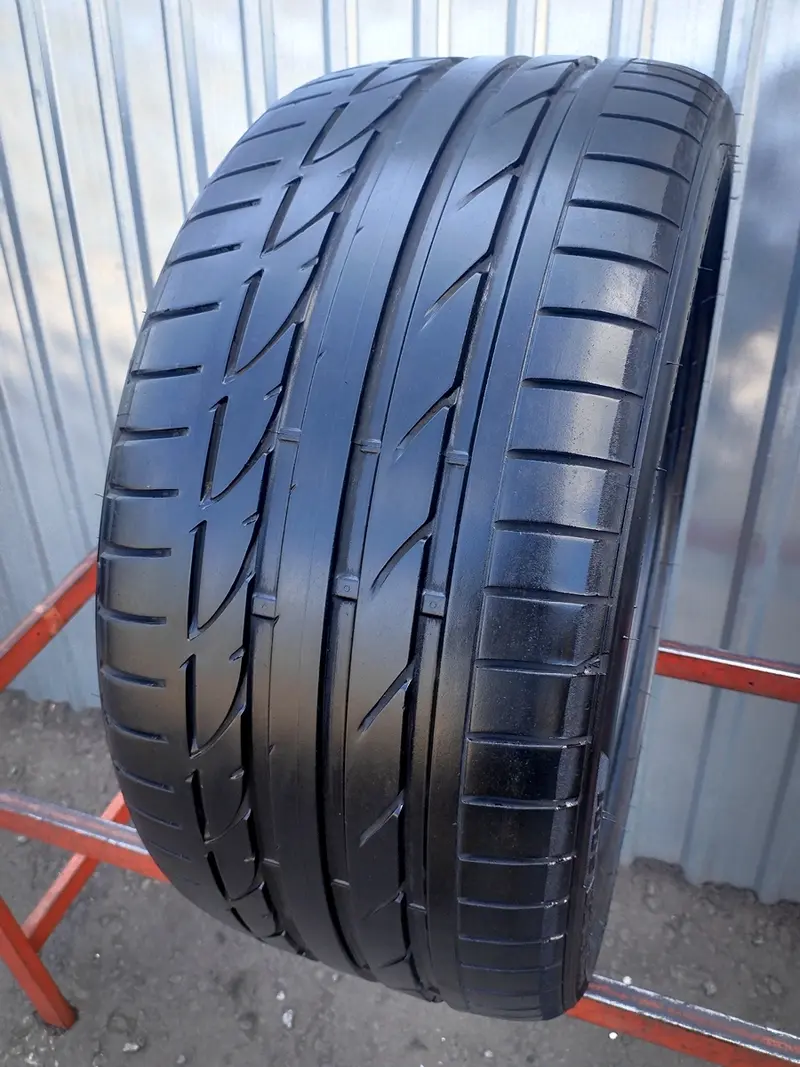 Б/у шина 255/35 R19 Bridgestone Potenza S001