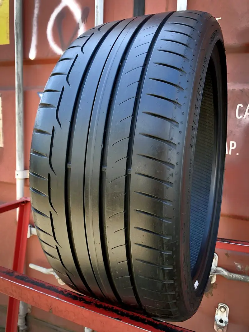 Б/у шина 255/35 R19 Dunlop SP Sport Maxx RT MO