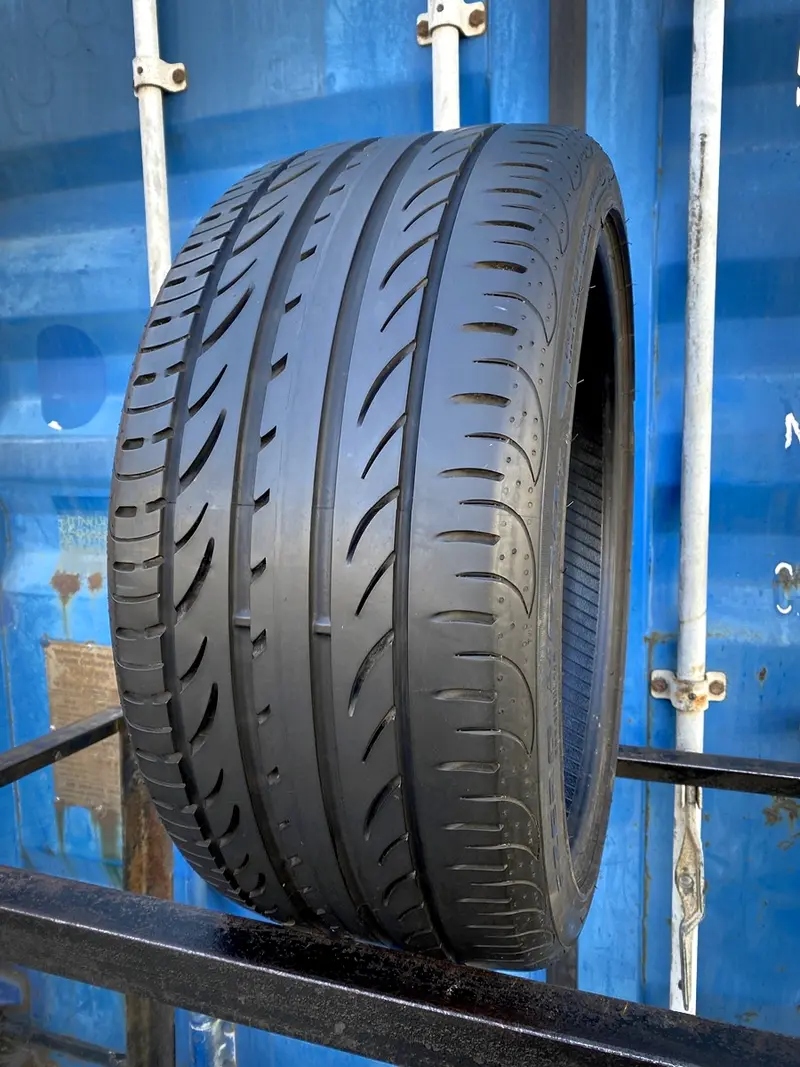 Б/у шина 255/35 R19 Pirelli P Zero Nero GT, фото 1