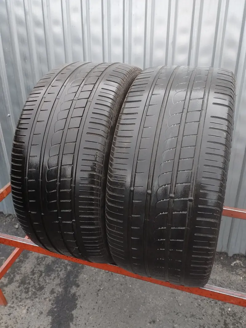 Пара б/у шин 255/35 R19 Pirelli P Zero Rosso