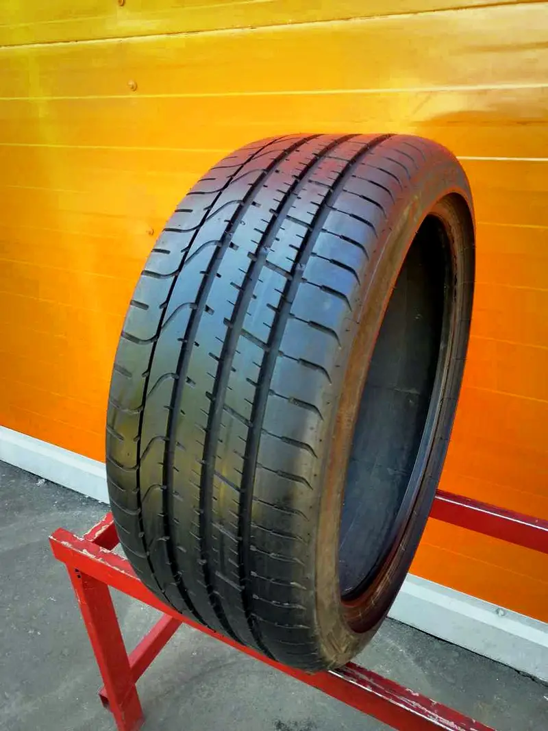 Б/у шина 255/35 R19 Pirelli P Zero Run Flat