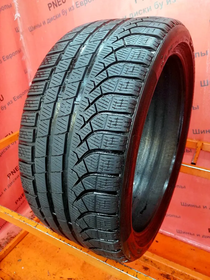 Б/у шина 255/35 R19 Pirelli P Zero Winter, фото 1