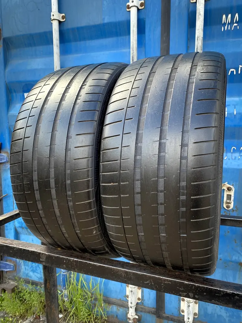 Пара б/у шин 255/35 R19 Vredestein Ultrac Vorti