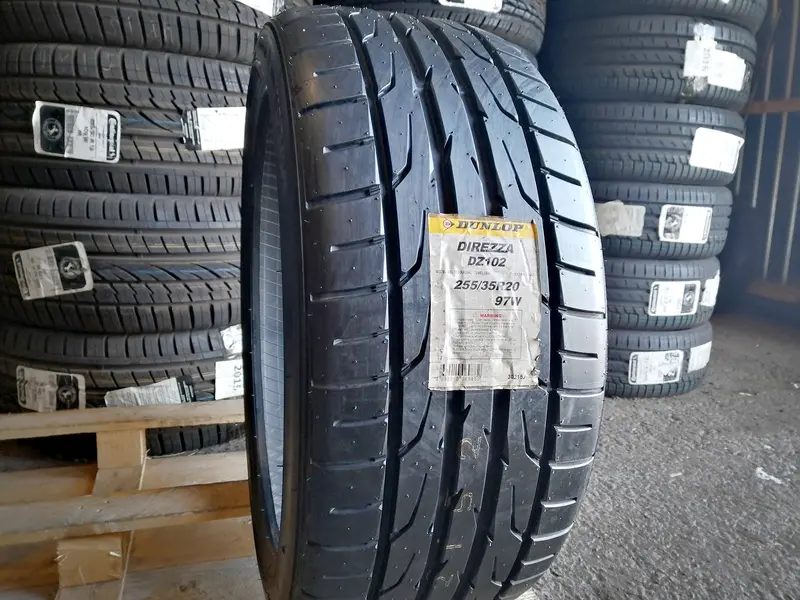 Новая шина 255/35 R20 Dunlop Direzza DZ102, фото 1
