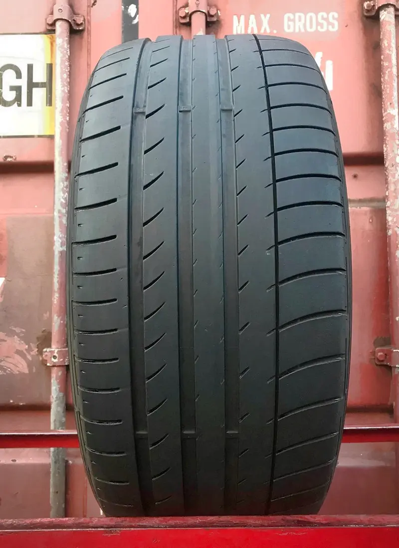 Б/у шина 255/35 R20 Dunlop SP Quattromaxx