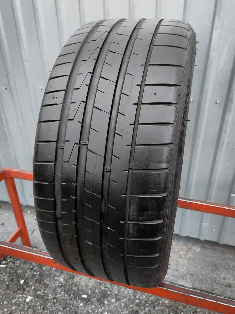 Б/у шина 255/35 R20 Hankook Ventus S1 Evo Z K129