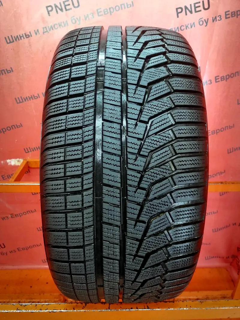 Б/у шина 255/35 R20 Hankook Winter I Cept Evo2 W320