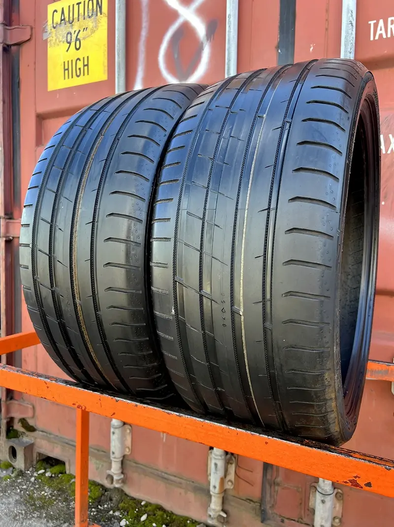 Пара б/у шин 255/35 R20 Nokian Powerproof