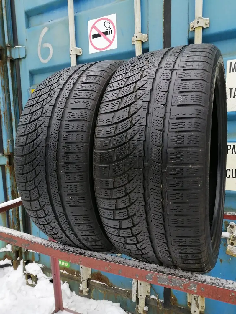 Пара б/у шин 255/35 R20 Nokian WR A4