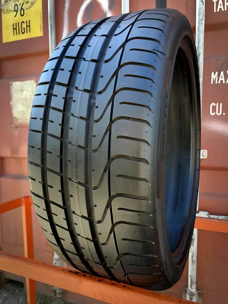 Б/у шина 255/35 R20 Pirelli P Zero, фото 1