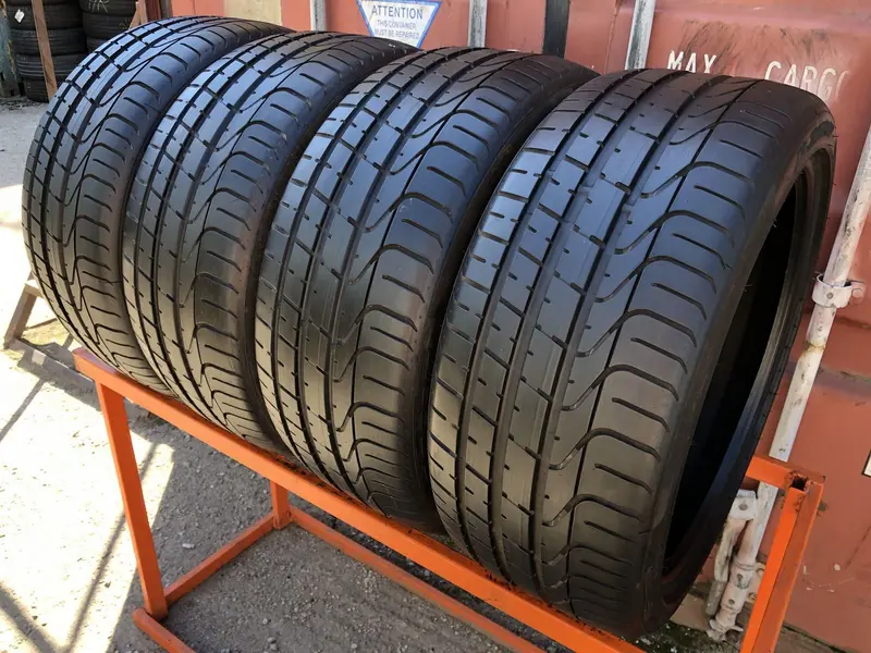 Комплект б/у шин 255/35 R20 Pirelli P Zero