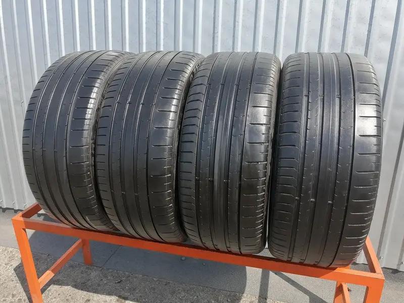 Комплект б/у шин 255/35 R21 Pirelli P Zero PZ4