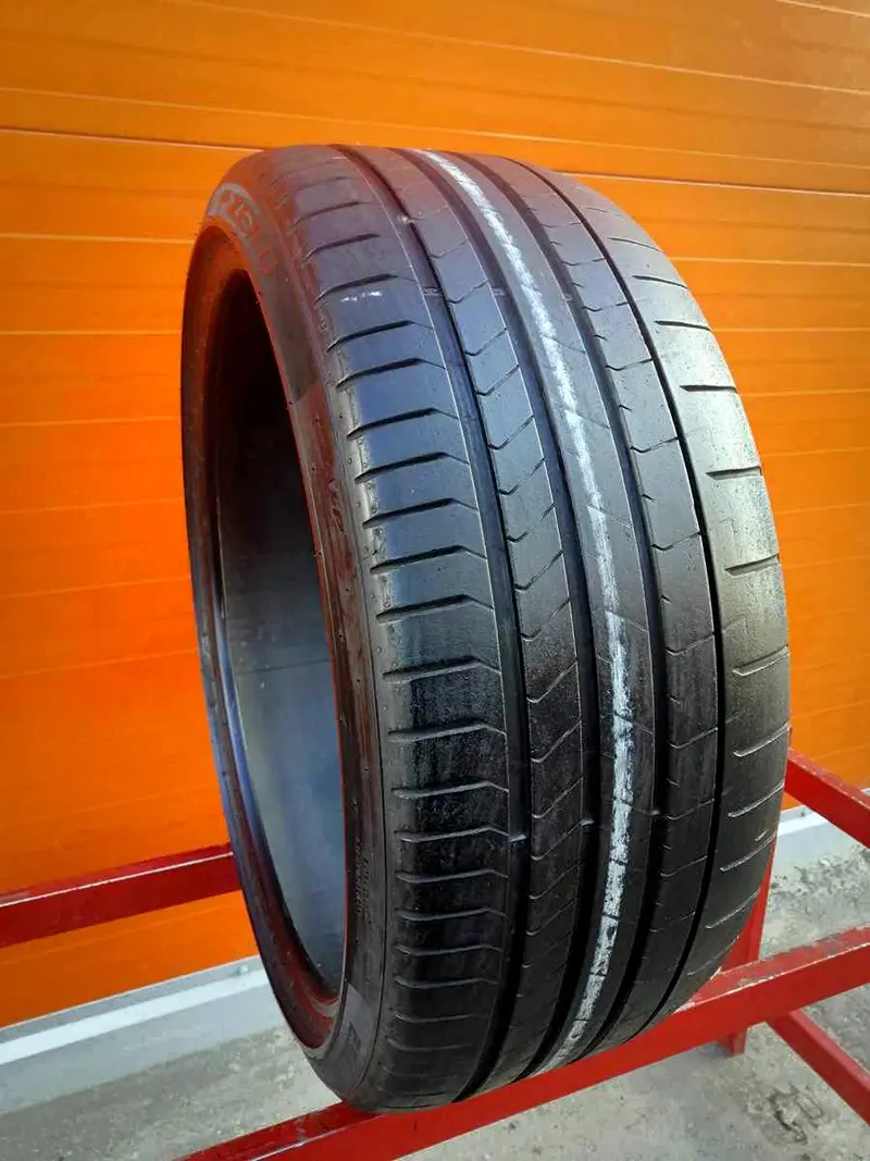 Б/у шина 255/35 R22 Pirelli P Zero PZ4