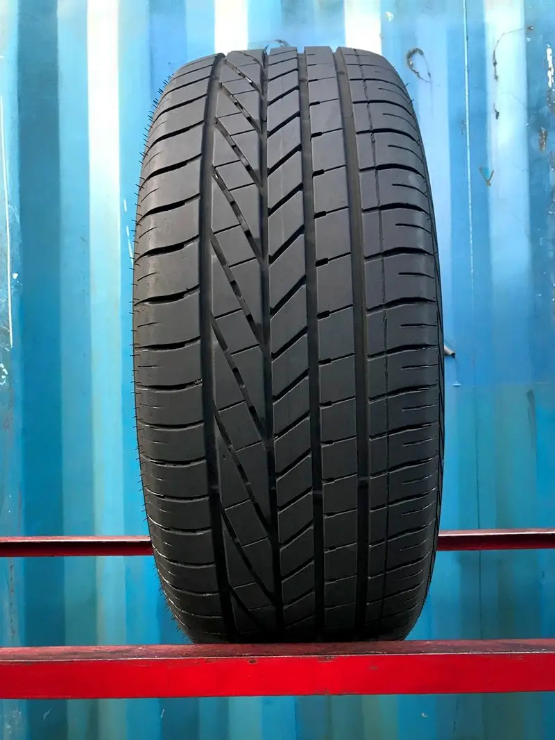 Б/у шина 255/40 R17 Goodyear Excellence